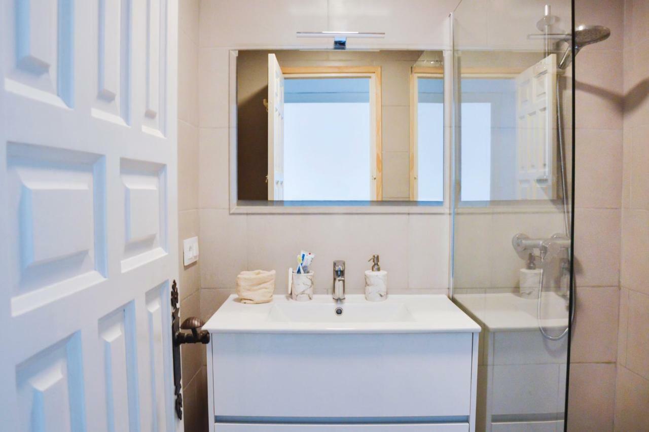 Coco Apt Renovated And With Seaview L' Escala Екстериор снимка